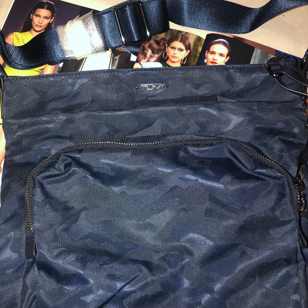 Tumi *NEW* Capri Crossbody Navy Blue